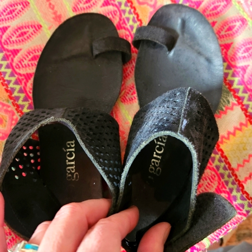 Pedro Garcia suade sandals navy blue